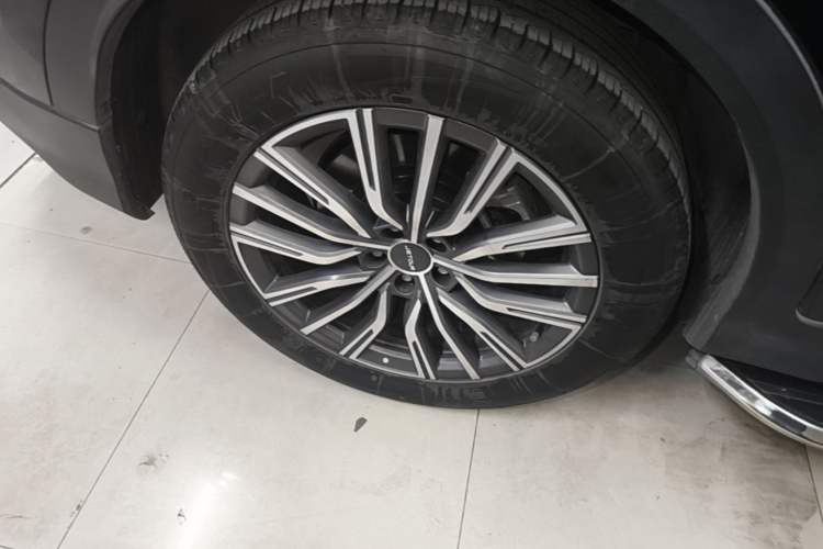 Used JETOUR X70 PLUS 2024 1.6T DCT Luxury Edition 7-Seater Exterior 5