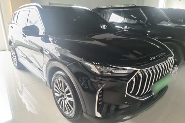 Used JETOUR X70 PLUS 2024 Champion Edition 1.5T DCT Champion PRO 7-Seater Front Right 45 Deg