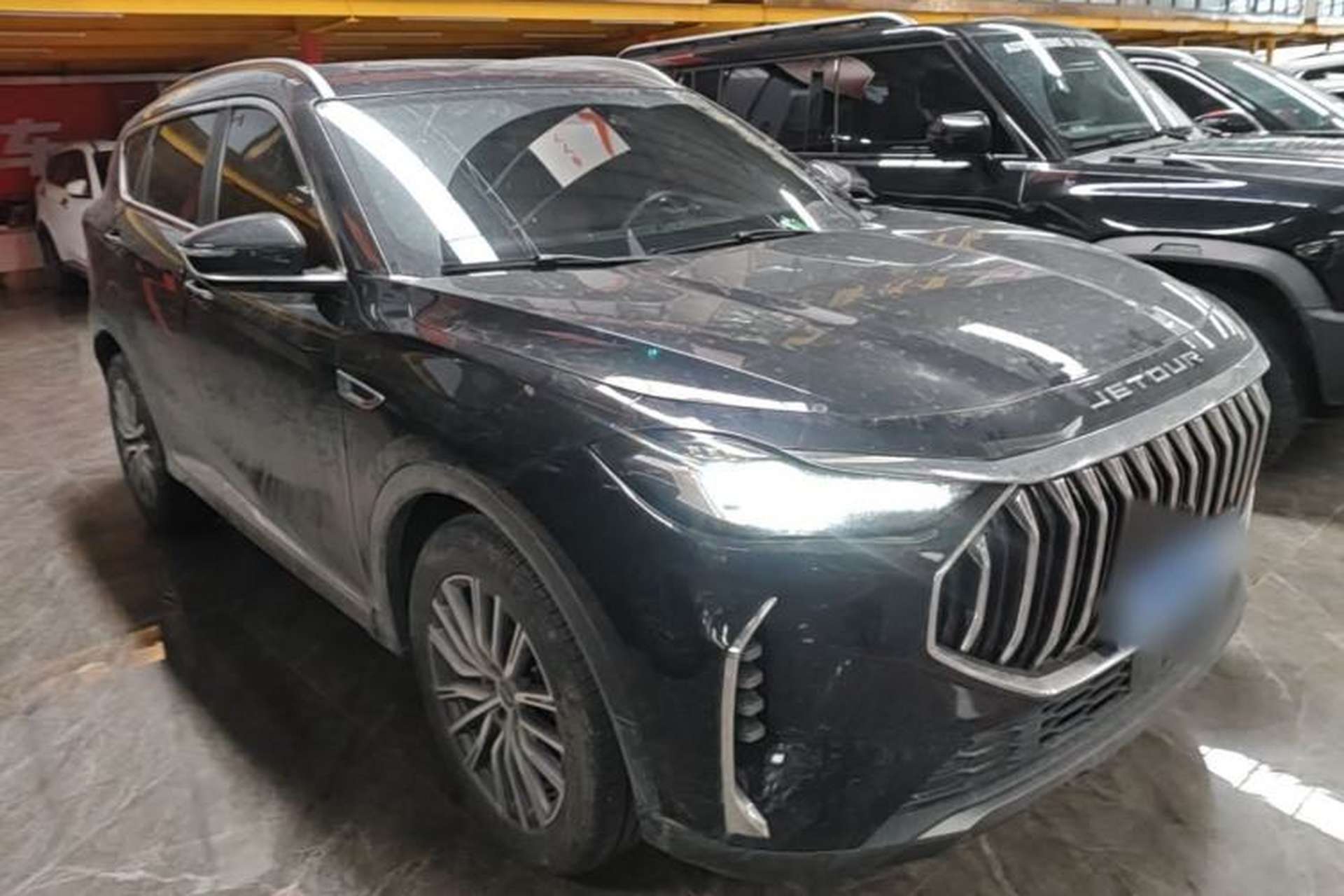 Used JETOUR X70 PLUS 2024 Champion Edition 1.5T DCT Champion MAX 5-Seater Front Right 45 Deg