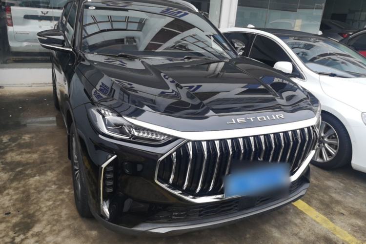 Used JETOUR X70 PLUS 2024 Champion Edition 1.5T DCT Champion MAX 7-Seater Front Right 45 Deg
