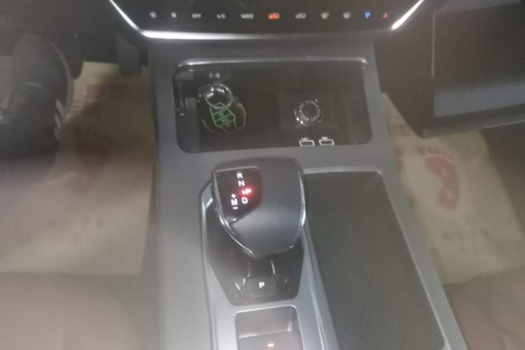 Used JETOUR X70 PLUS 2024 Champion Edition 1.5T DCT Champion PRO 5-Seater Gear Lever