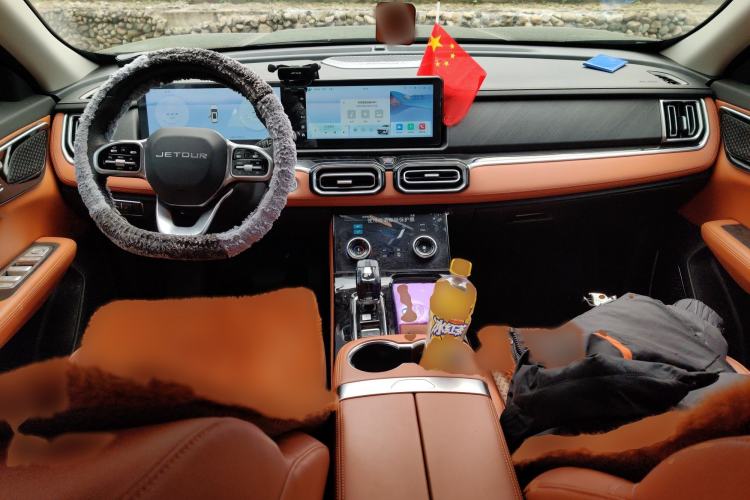 Used JETOUR X70 PLUS 2024 Champion Edition 1.5T DCT Champion MAX 5-Seater Interior 2