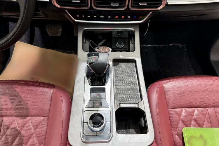 Used JETOUR X70 PLUS 2024 Champion Edition 1.5T DCT Champion MAX 5-Seater Interior 8
