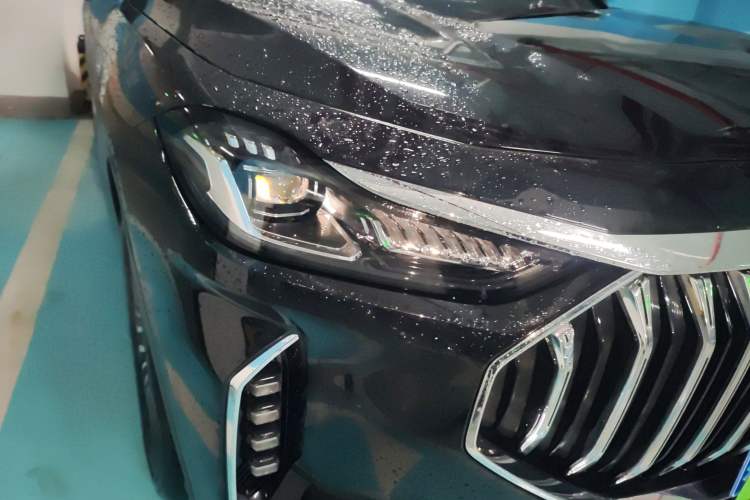 Used JETOUR X70 PLUS 2024 Champion Edition 1.5T DCT Champion MAX 5-Seater Right Front Headlight