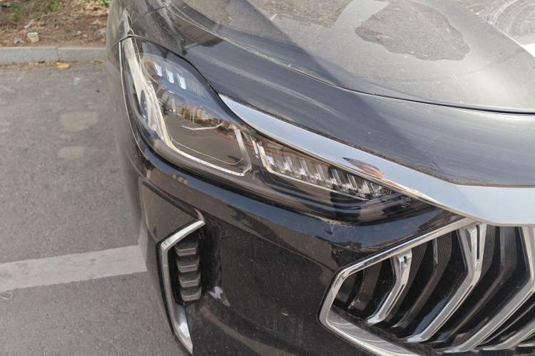 Used JETOUR X70 PLUS 2024 Champion Edition 1.5T Manual Champion 5-Seater Right Front Headlight