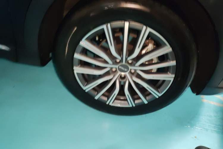 Used JETOUR X70 PLUS 2024 Champion Edition 1.5T DCT Champion MAX 5-Seater Right Front Wheel Hub
