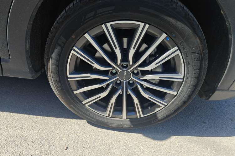 Used JETOUR X70 PLUS 2024 Champion Edition 1.5T DCT Champion MAX 7-Seater Right Front Wheel Hub