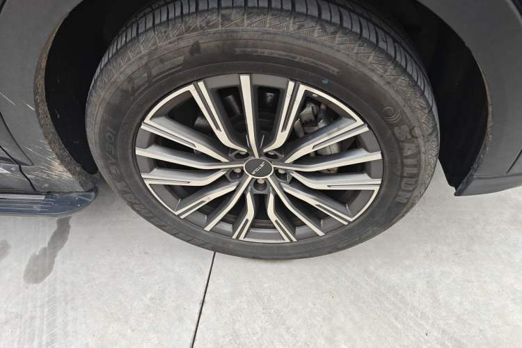 Used JETOUR X70 PLUS 2024 Champion Edition 1.5T DCT Champion MAX 7-Seater Right Front Wheel Hub