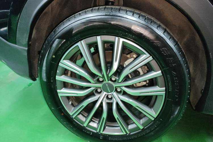 Used JETOUR X70 PLUS 2024 Champion Edition 1.5T DCT Champion PRO 7-Seater Right Rear Wheel Hub
