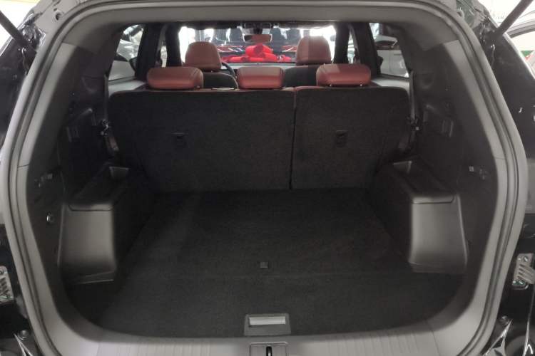Used JETOUR X70 PLUS 2024 Champion Edition 1.5T DCT Champion PRO 5-Seater Trunk