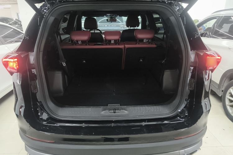 Used JETOUR X70 PLUS 2024 1.6T DCT Luxury Edition 7-Seater Trunk