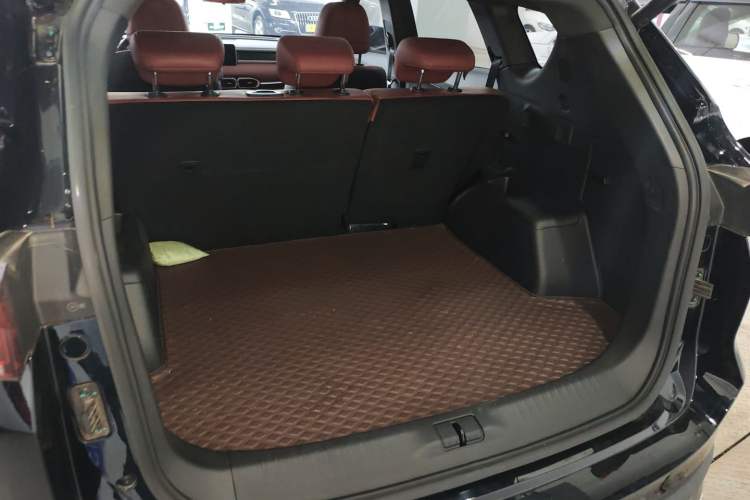 Used JETOUR X70 PLUS 2024 Champion Edition 1.5T DCT Champion MAX 5-Seater Trunk