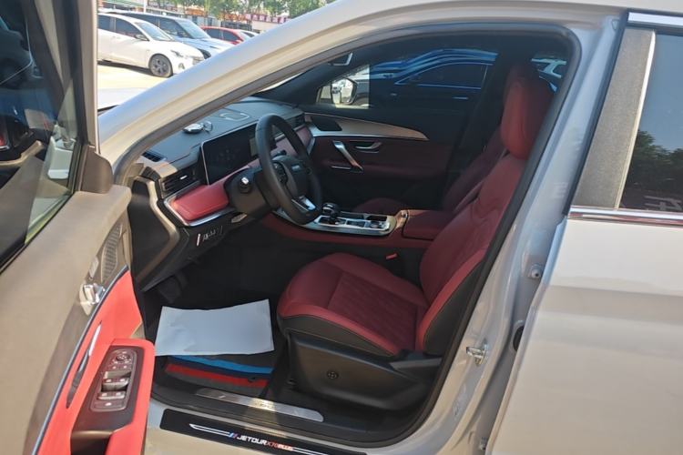 Used JETOUR X70 PLUS 2024 Champion Edition 1.5T DCT Champion MAX 5-Seater Driver Seat