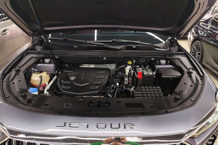 Used JETOUR X70 PLUS 2024 Champion Edition 1.5T DCT Champion MAX+ 7-Seater Engine Bay