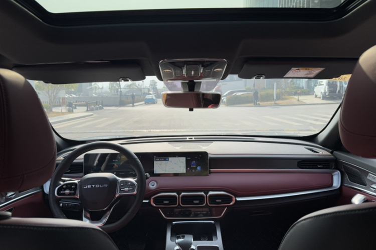 Used JETOUR X70 PLUS 2024 Champion Edition 1.5T DCT Champion MAX+ 7-Seater Interior 1