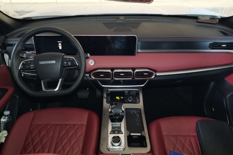 Used JETOUR X70 PLUS 2024 Champion Edition 1.5T DCT Champion PRO 7-Seater Center Console
