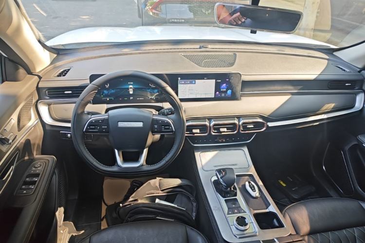 Used JETOUR X70 PLUS 2024 Champion Edition 1.5T DCT Champion MAX 5-Seater Center Console