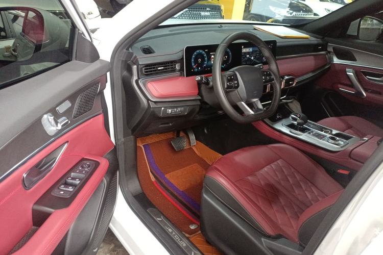 Used JETOUR X70 PLUS 2024 Champion Edition 1.5T DCT Champion MAX 5-Seater Driver Seat