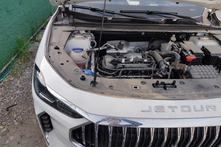 Used JETOUR X70 PLUS 2024 Champion Edition 1.5T DCT Champion PRO 5-Seater Engine Bay Right