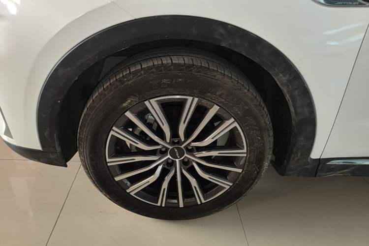 Used JETOUR X70 PLUS 2024 Champion Edition 1.5T DCT Champion MAX 5-Seater Exterior 4