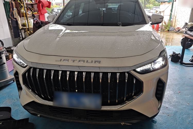 Used JETOUR X70 PLUS 2024 Champion Edition 1.5T DCT Champion PRO 7-Seater Front