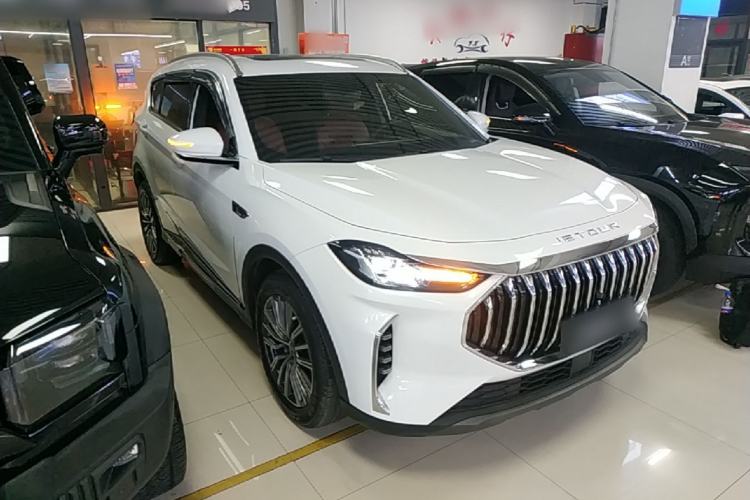 Used JETOUR X70 PLUS 2024 Champion Edition 1.5T DCT Champion MAX 7-Seater Front Right 45 Deg