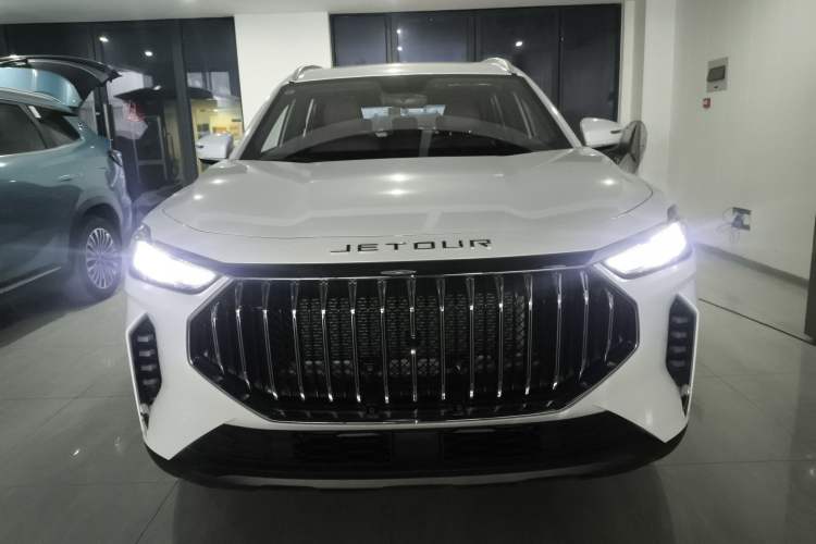 Used JETOUR X70 PLUS 2024 Champion Edition 1.5T DCT Champion PRO 5-Seater Front