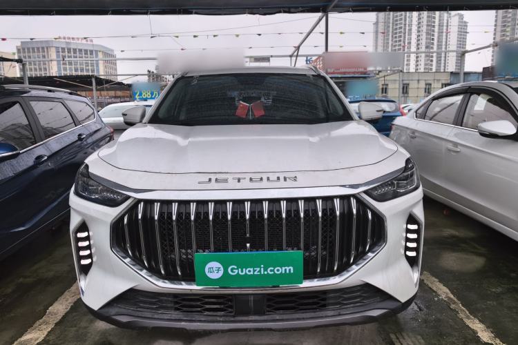 Used JETOUR X70 PLUS 2024 Champion Edition 1.5T Manual 7-Seater Front