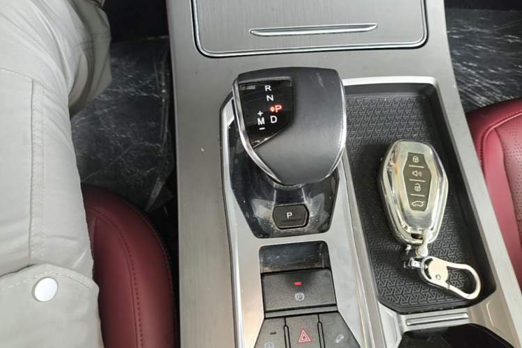Used JETOUR X70 PLUS 2024 Champion Edition 1.5T DCT Champion MAX 5-Seater Gear Lever