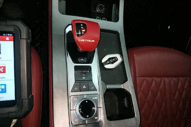Used JETOUR X70 PLUS 2024 Champion Edition 1.5T DCT Champion MAX 5-Seater Gear Lever
