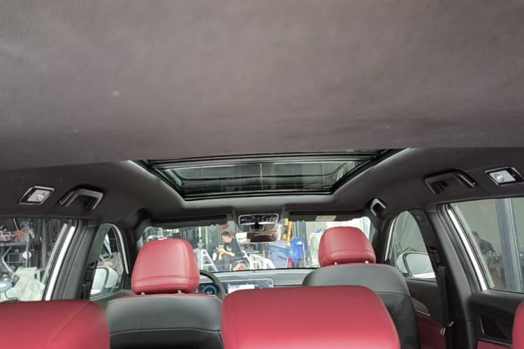 Used JETOUR X70 PLUS 2024 Champion Edition 1.5T DCT Champion MAX 5-Seater Headliner