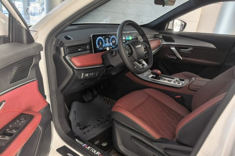 Used JETOUR X70 PLUS 2024 Champion Edition 1.5T DCT Champion PRO 5-Seater Interior 1