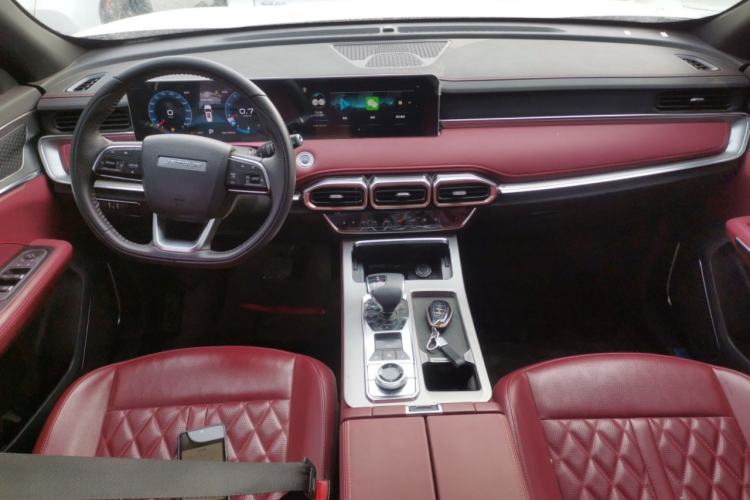 Used JETOUR X70 PLUS 2024 Champion Edition 1.5T DCT Champion PRO 7-Seater Interior 2
