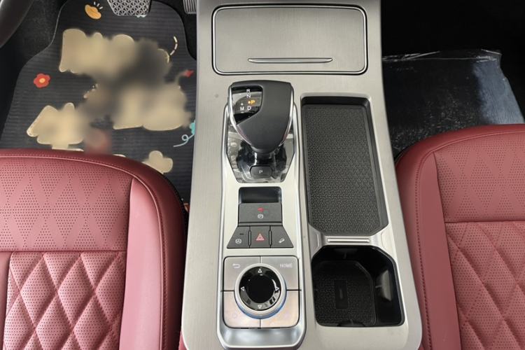 Used JETOUR X70 PLUS 2024 Champion Edition 1.5T DCT Champion PRO 5-Seater Interior 4