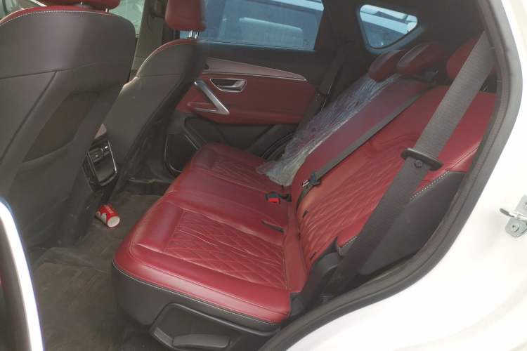 Used JETOUR X70 PLUS 2024 Champion Edition 1.5T DCT Champion PRO 7-Seater Interior 4