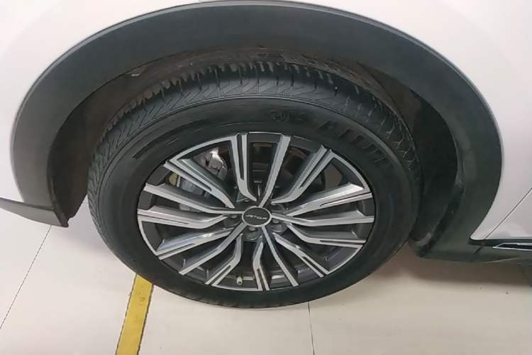Used JETOUR X70 PLUS 2024 Champion Edition 1.5T DCT Champion MAX 7-Seater Left Front Wheel Hub