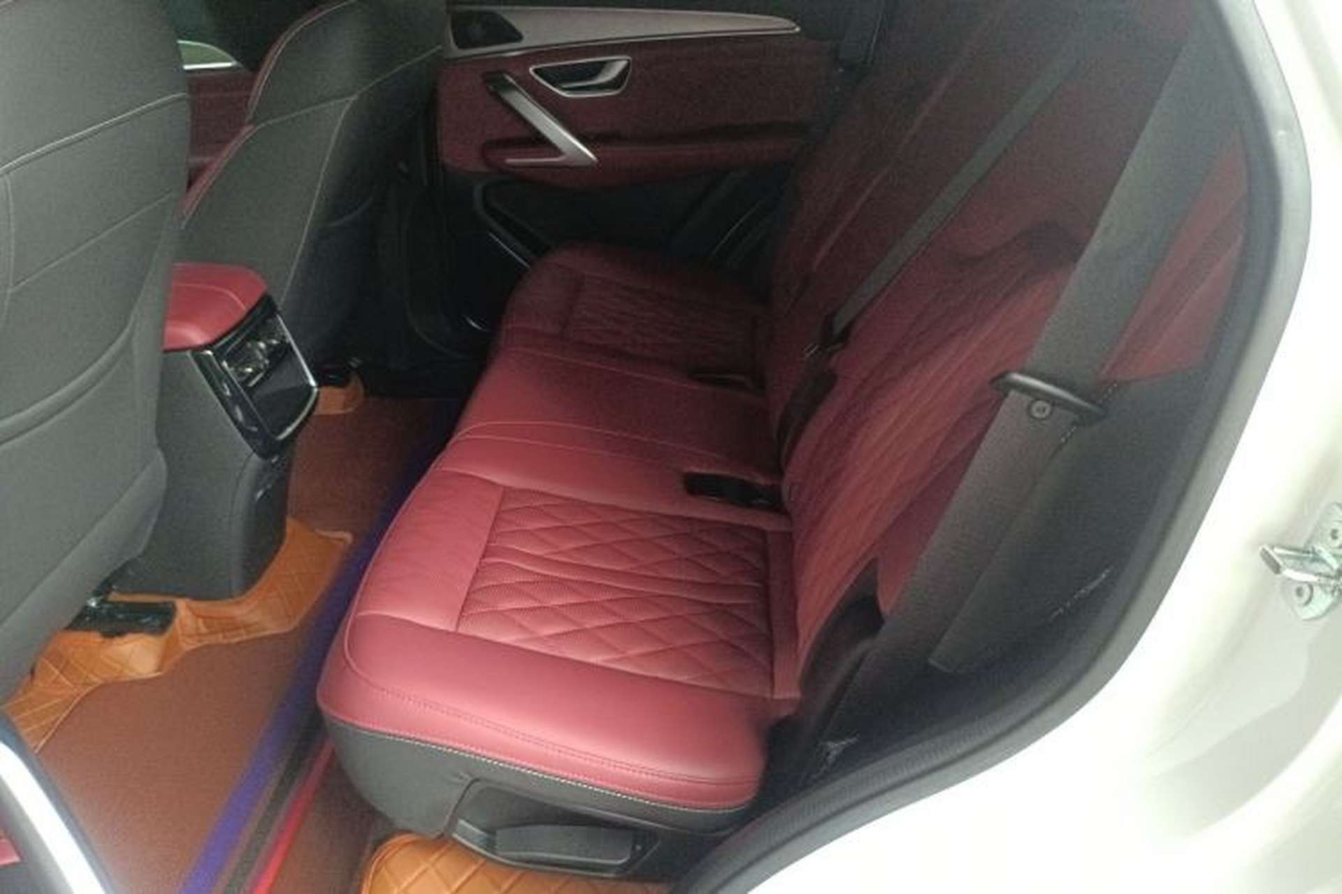 Used JETOUR X70 PLUS 2024 Champion Edition 1.5T DCT Champion MAX 5-Seater Left Rear Seat