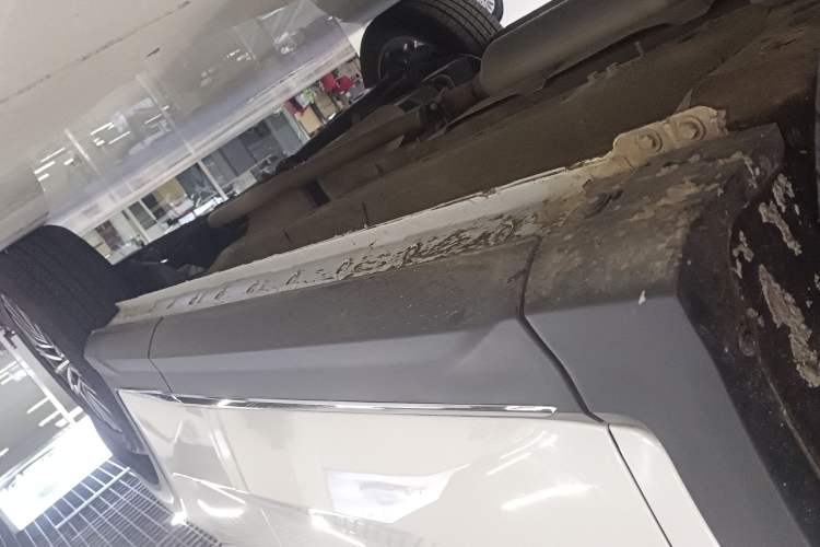 Used JETOUR X70 PLUS 2024 Champion Edition 1.5T DCT Champion MAX 5-Seater Left Side Sill