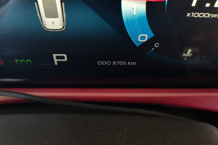 Used JETOUR X70 PLUS 2024 Champion Edition 1.5T DCT Champion PRO 7-Seater Odometer Close Up