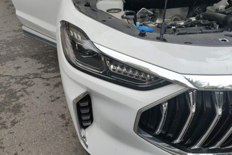 Used JETOUR X70 PLUS 2024 Champion Edition 1.5T Manual 7-Seater Right Front Headlight
