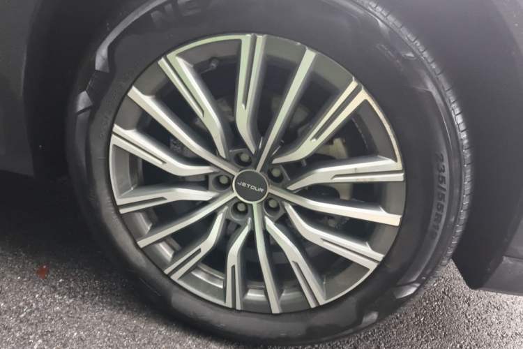 Used JETOUR X70 PLUS 2024 1.6T DCT Ultra-Comfort Edition 5 Seats Right Front Wheel Hub