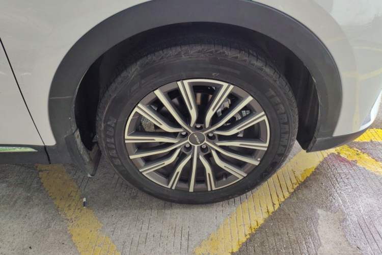 Used JETOUR X70 PLUS 2024 Champion Edition 1.5T DCT Champion PRO 7-Seater Right Front Wheel Hub