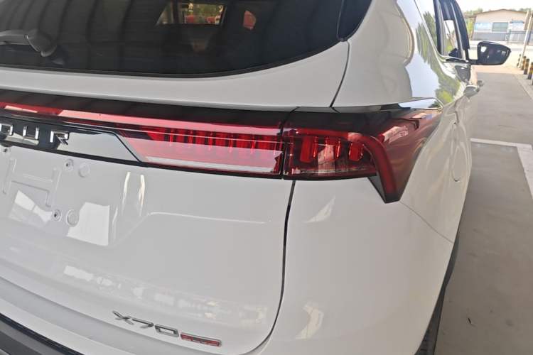 Used JETOUR X70 PLUS 2024 Champion Edition 1.5T DCT Champion PRO 5-Seater Right Rear Taillight
