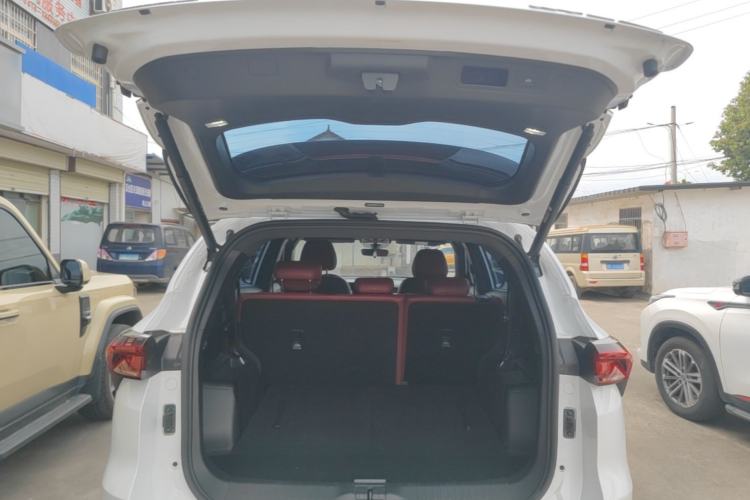Used JETOUR X70 PLUS 2024 Champion Edition 1.5T DCT Champion MAX+ 7-Seater Trunk