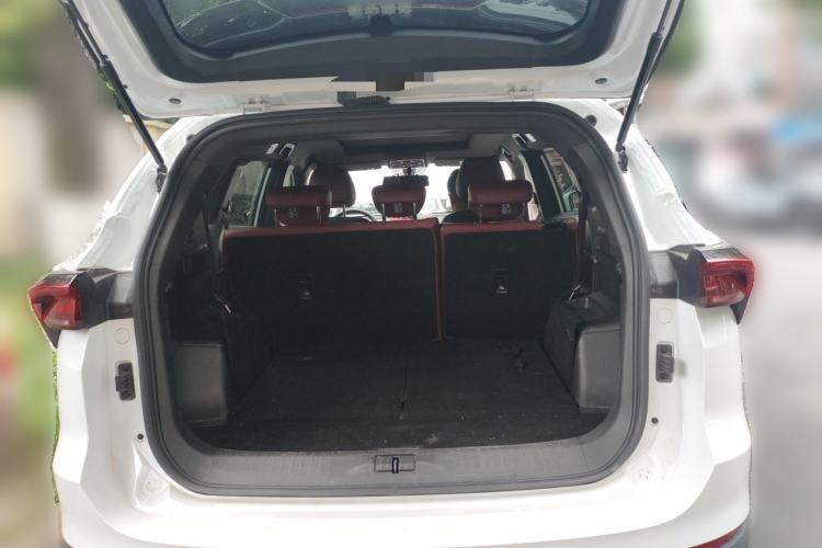 Used JETOUR X70 PLUS 2024 Champion Edition 1.5T Manual 7-Seater Trunk