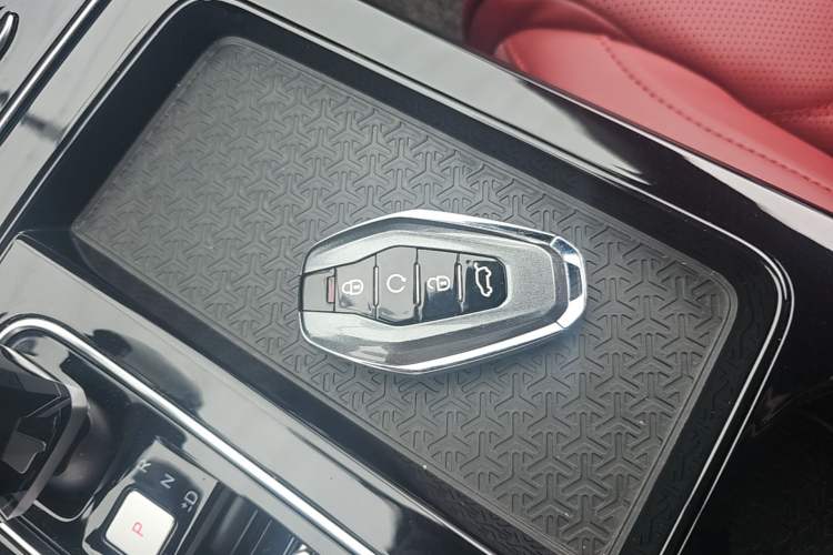 Used JETOUR X70 PLUS 2024 Champion Edition 1.5T DCT Champion PRO 5-Seater Vehicle Key