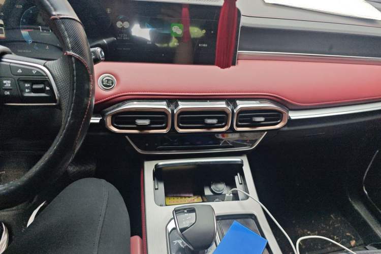 Used JETOUR X70 PLUS 2025 Champion Edition 1.5T DCT Champion PRO 5-Seater Audio And AC Panel