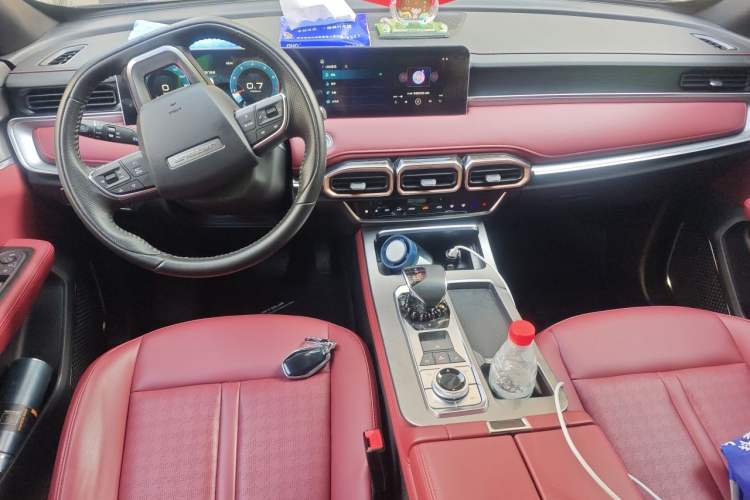 Used JETOUR X70 PLUS 2025 Champion Edition 1.5T DCT Champion PRO 5-Seater Center Console