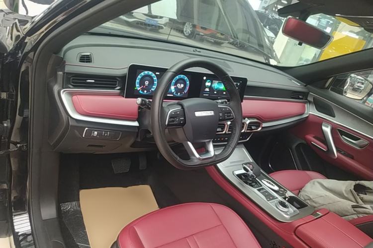 Used JETOUR X70 PLUS 2025 Champion Edition 1.5T DCT Champion PRO 7-Seater Center Console