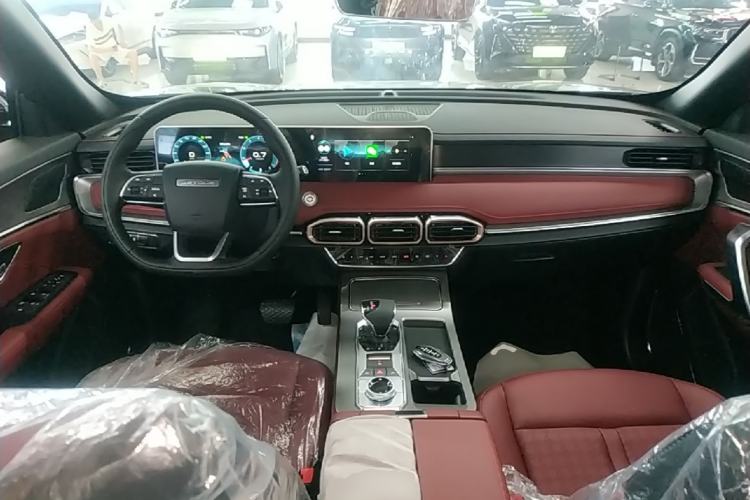 Used JETOUR X70 PLUS 2025 Champion Edition 1.5T DCT Champion PRO 5-Seater Center Console